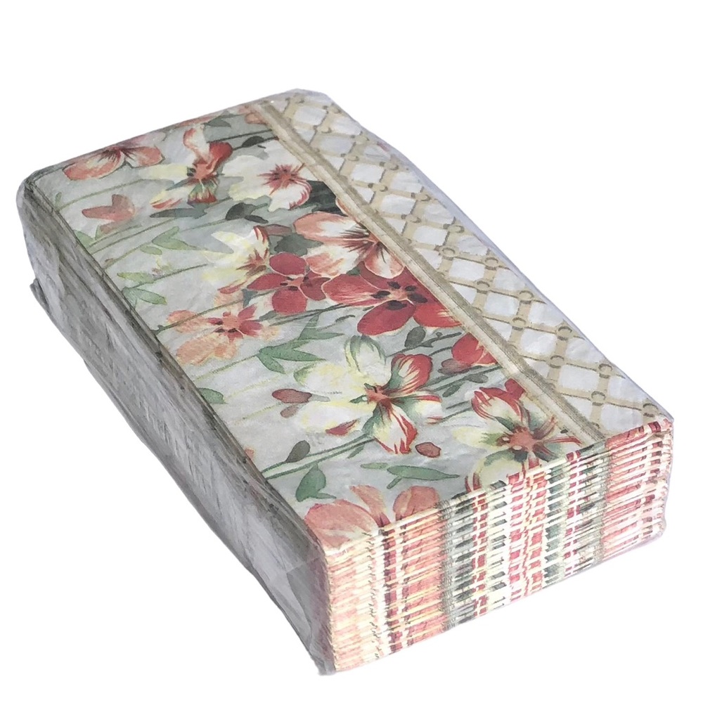 Bed of Flowers Guest Towels / Dinner Napkins, 36 ct